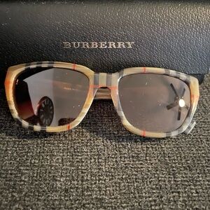 Burberry sunglasses
